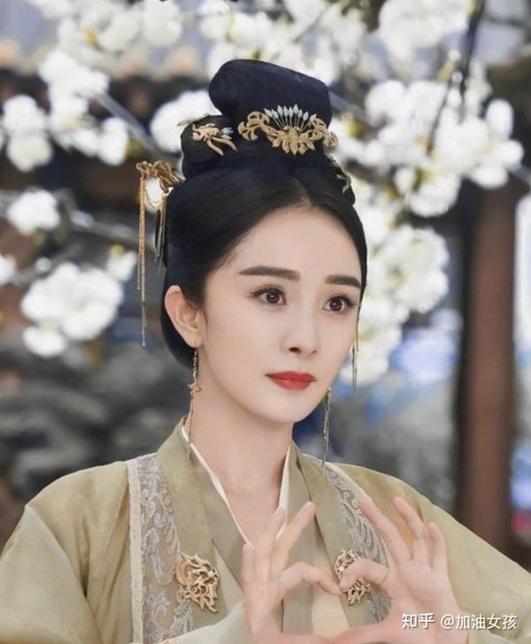 杨幂:古装剧的她英姿飒爽,很有个性 - 知乎