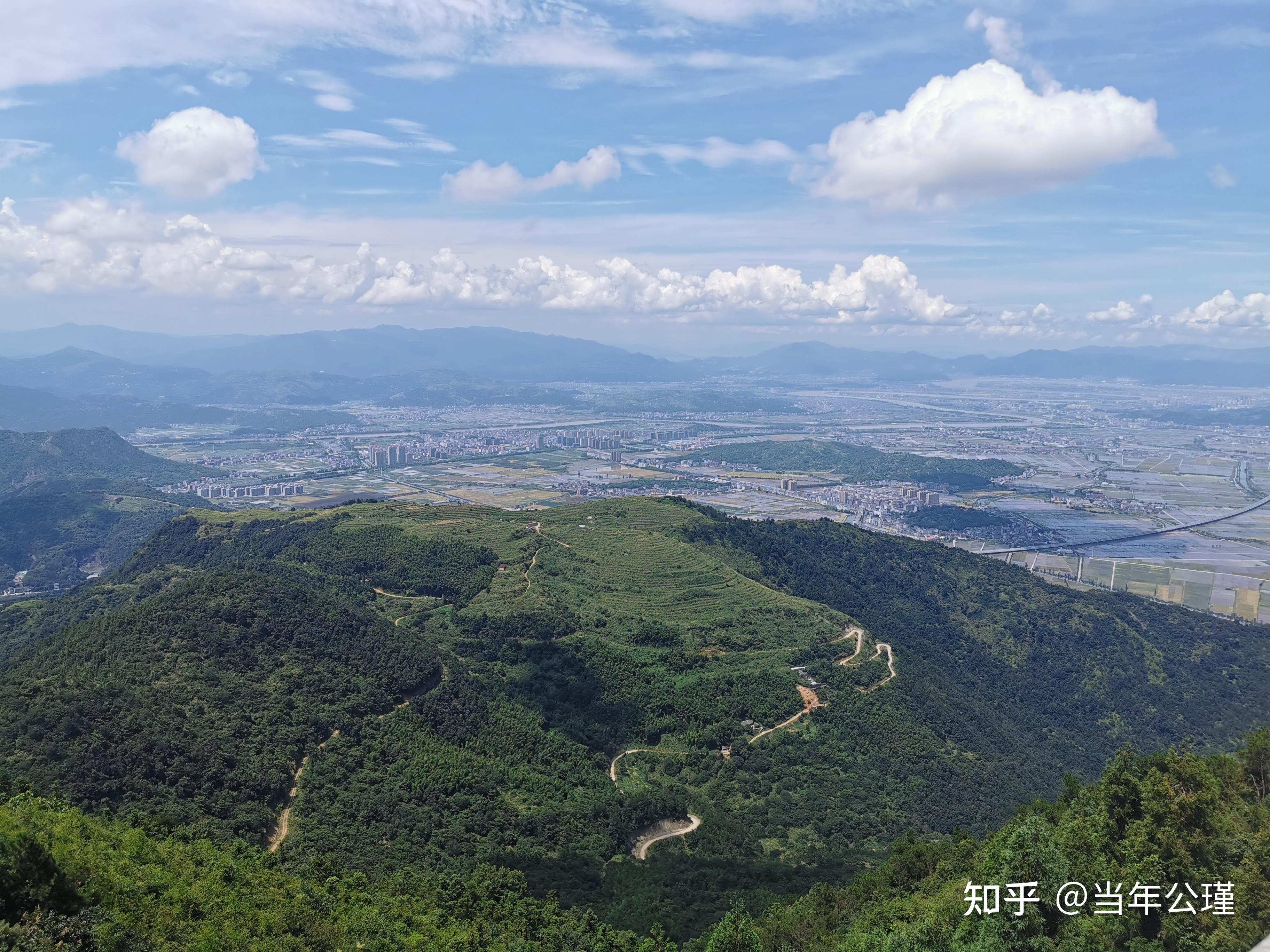 高楼圣井山图片