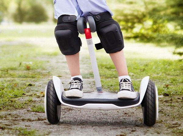 6,智能电动自平衡车