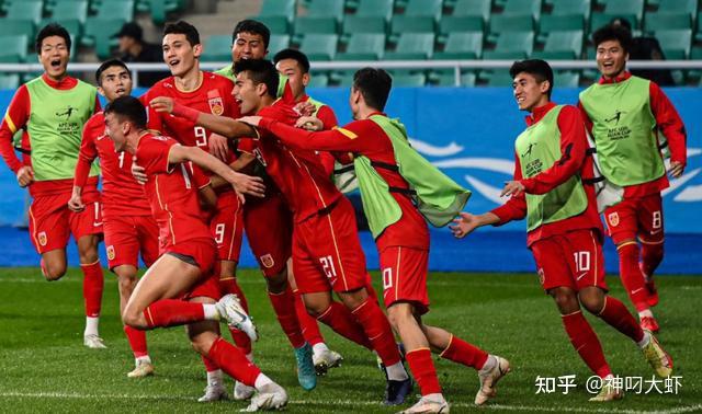 国家队之耻球员拒绝征召国足颓势你有啥建议你觉得是去好还是不去好