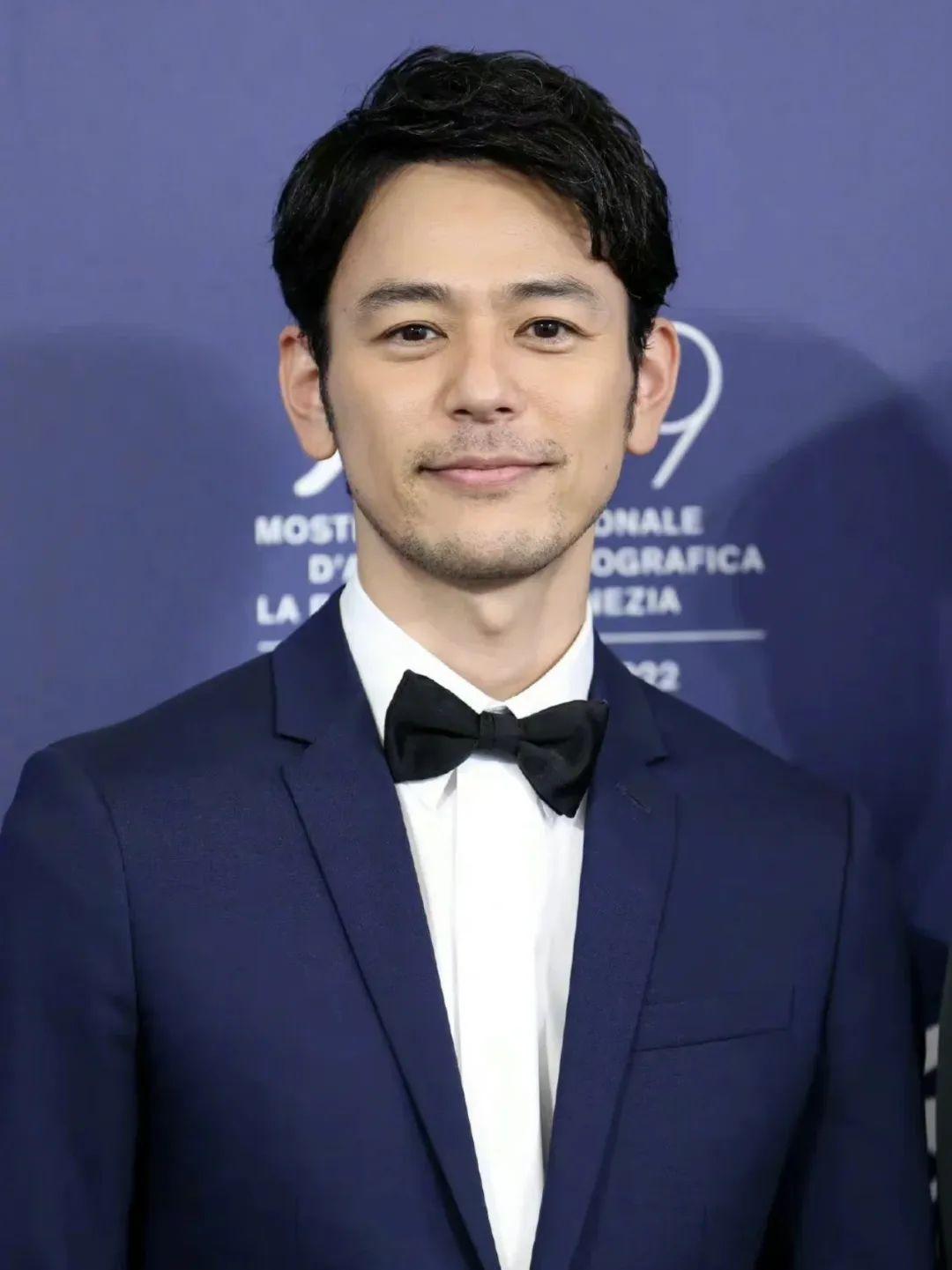 木村拓哉小栗旬都输了今年日本男性最想拥有的帅哥脸top1竟然是他67