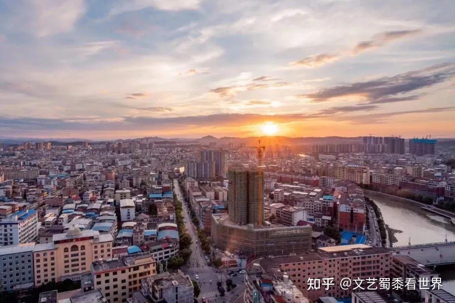 湖南一个宜居小城,名字是皇帝所赐,它是全国首个公交免费的城市 - 知乎
