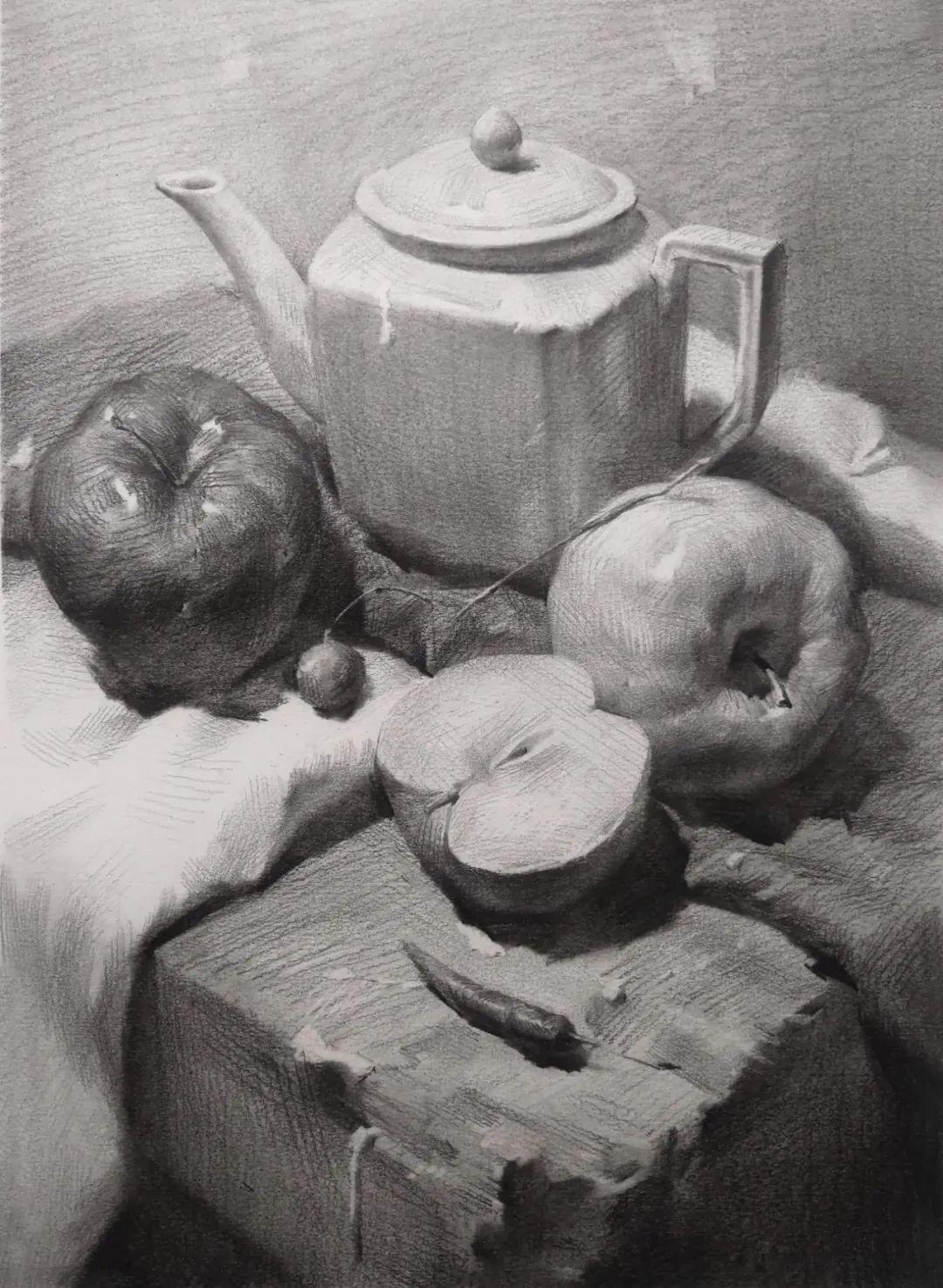 画好素描建立黑白灰大关系是关键