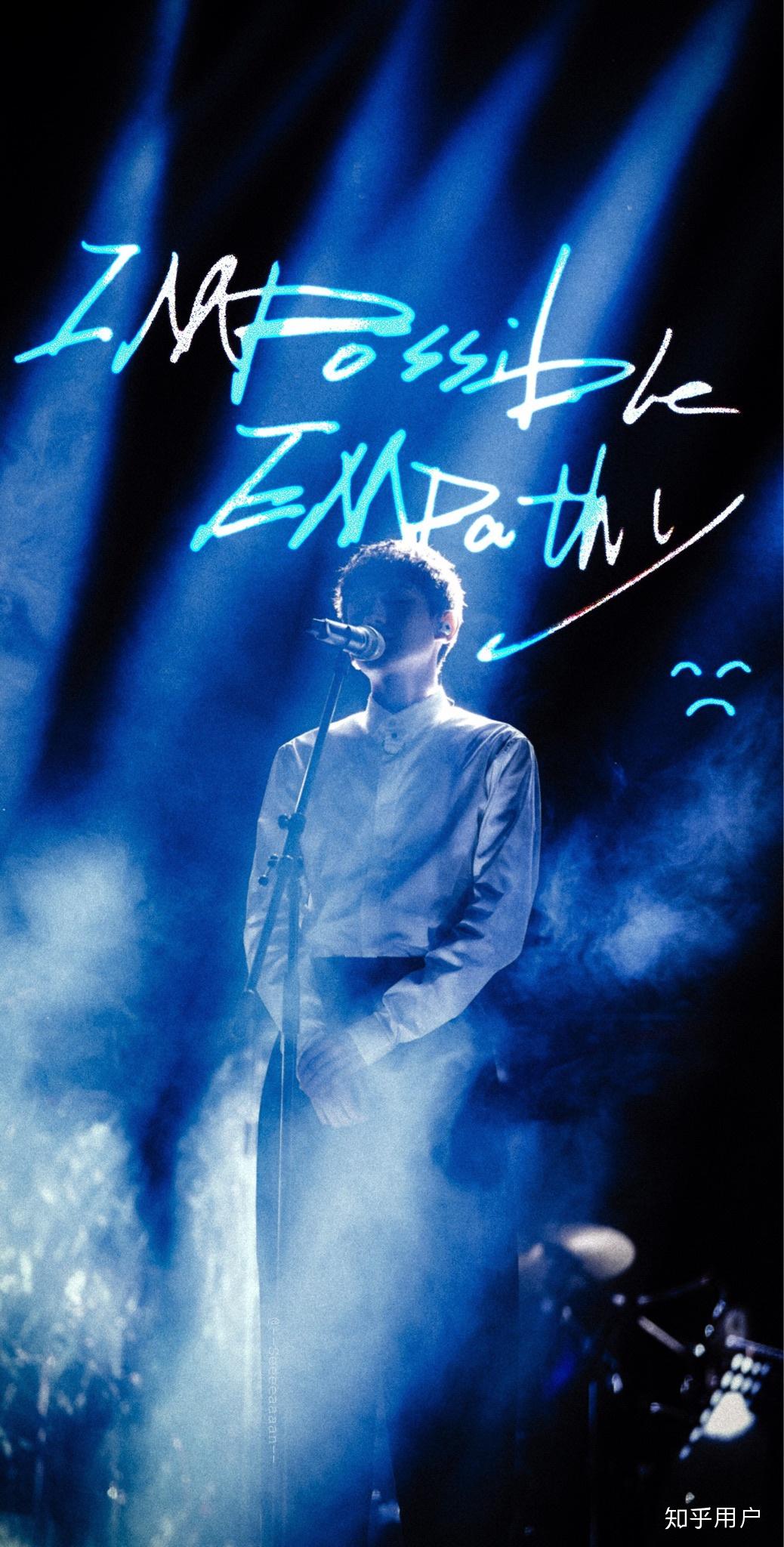 如何看待王源在《我是唱作人》中吉他弦断了直接再买一把的行为?