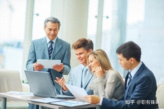 领导为什么不回你信息?看懂了就不会天真了 - 知乎