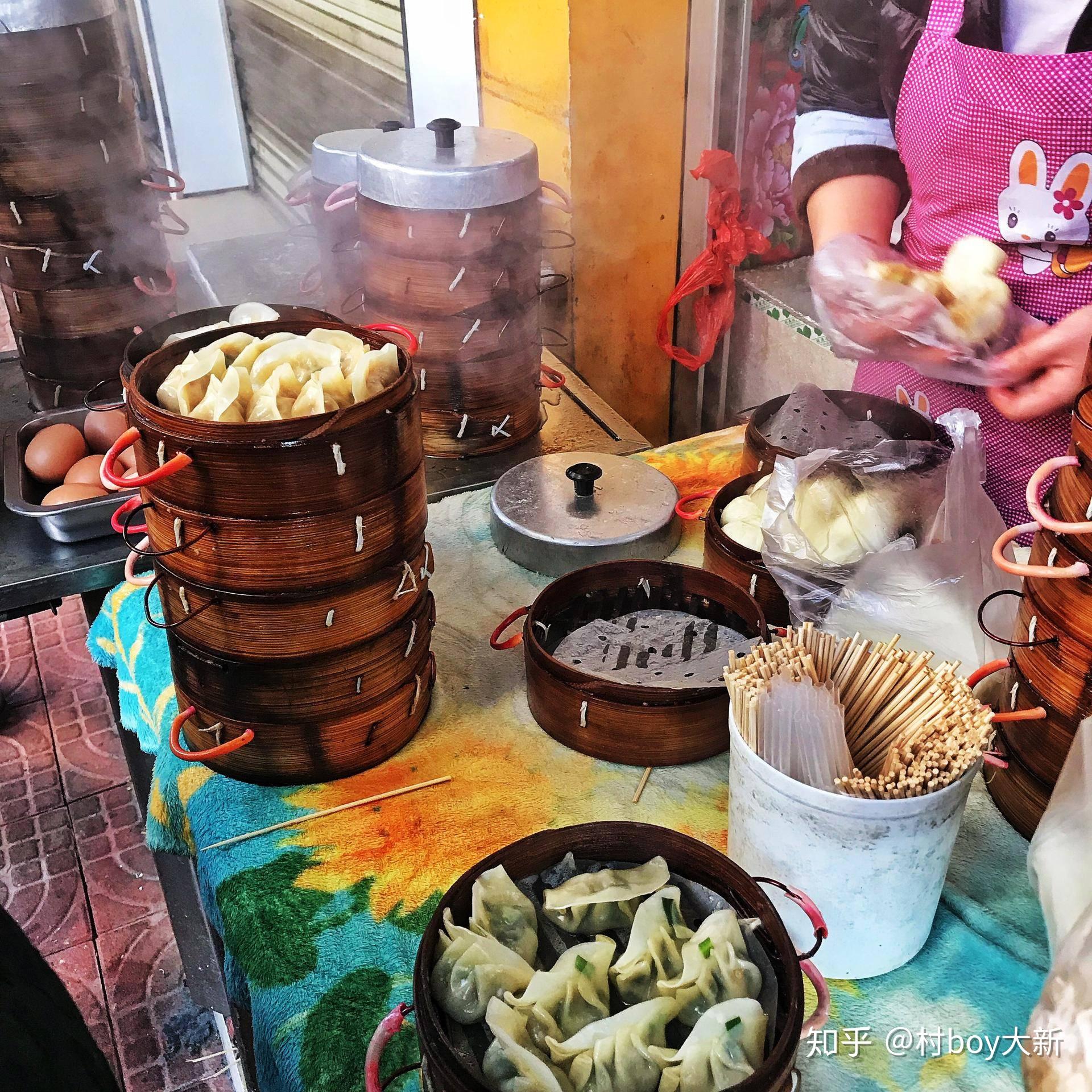 廣州街頭早餐之粥粉面腸包糕餅蛋漿