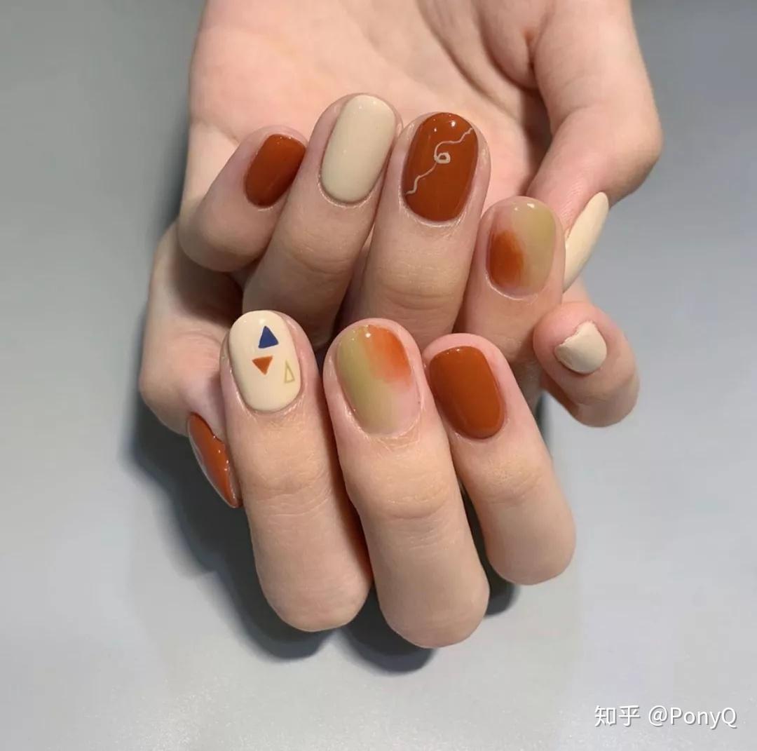 看了德鲁纳酒店iu美甲秀推荐你40款不同风格美甲