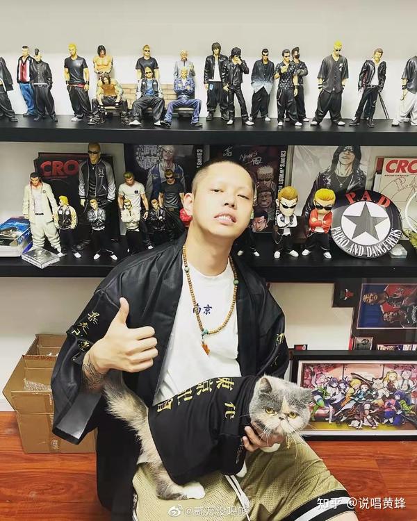 贰万发文怒骂网友，这到底是谁的错？ - 知乎