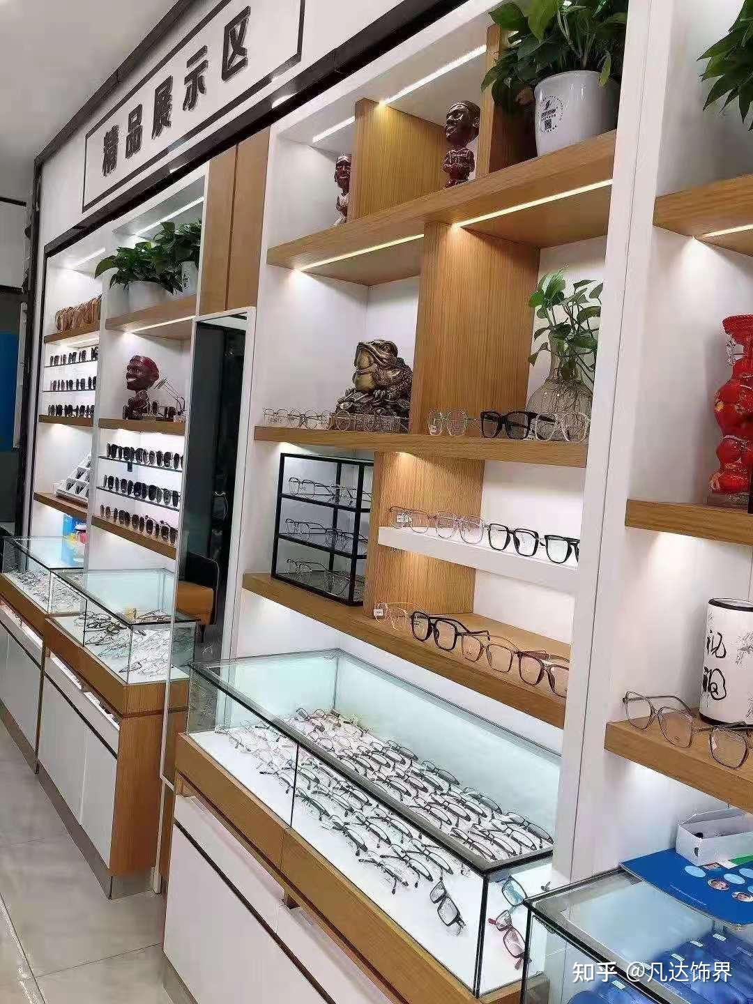 眼镜店实体店照片图片