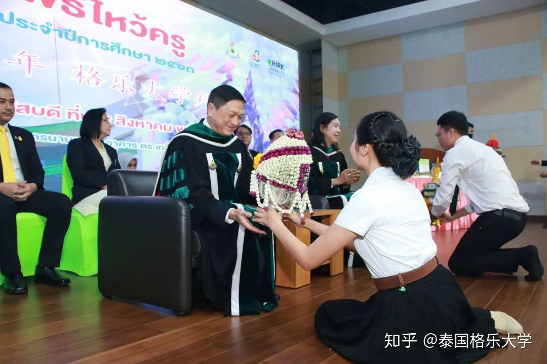 不一样的拜师礼亲历泰国拜师节尊师重教泰难忘