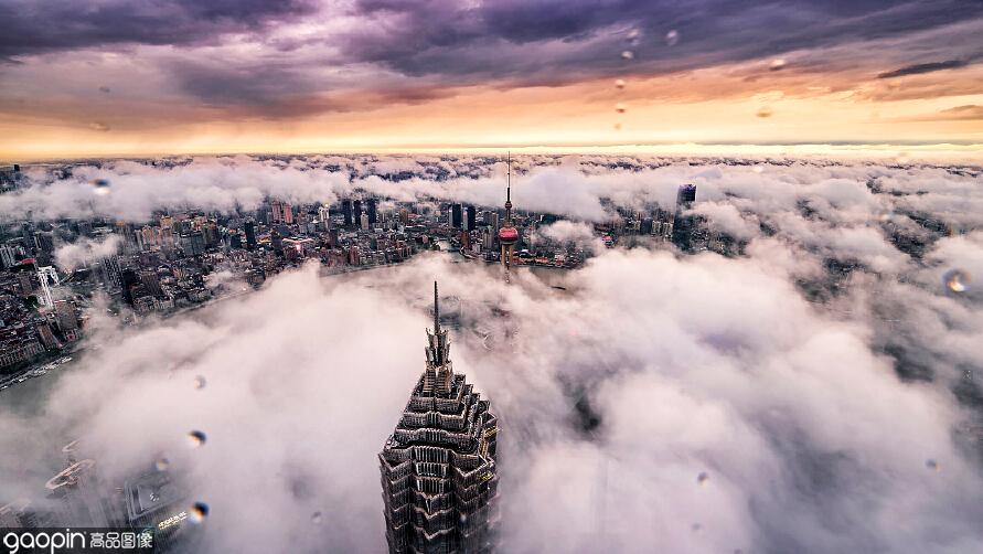 云端城市飞上高空俯瞰世界这是什么神仙景色