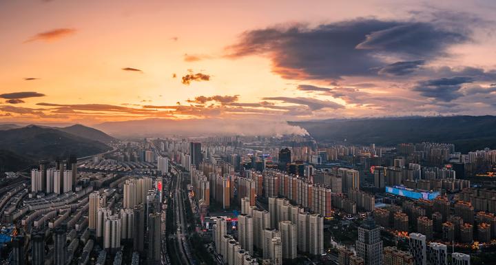 西北有哪些不可错过的旅游美景? 2 v2 2f7d68b2f077a4d8a03e2c56dcc5feb1 720w