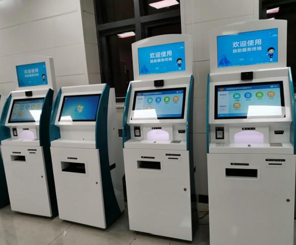 医院自助终端机缓解人流压力提高就诊效率