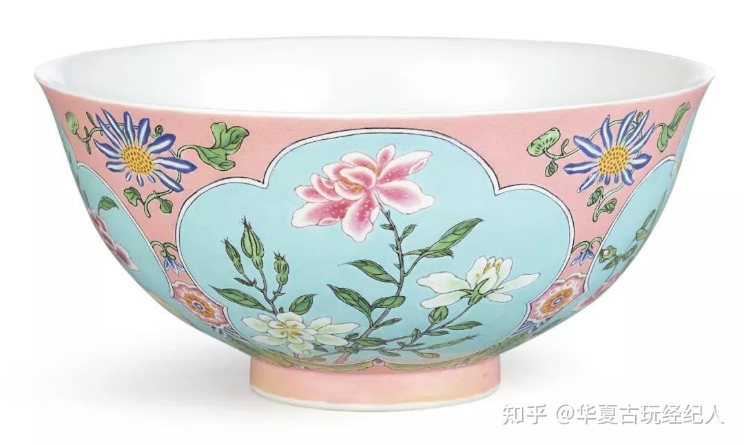 清乾隆時代　【大清乾隆年製】在銘粉彩 紅緑彩 双龍戲珠文杯 琺瑯彩碗(F-73) 清乾隆時代 【大清乾隆年製】在銘粉彩 紅緑彩 双龍