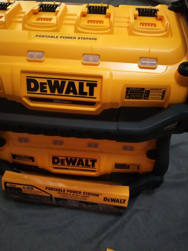 发电机太麻烦得伟dewalt20v锂电多功能便携发电站