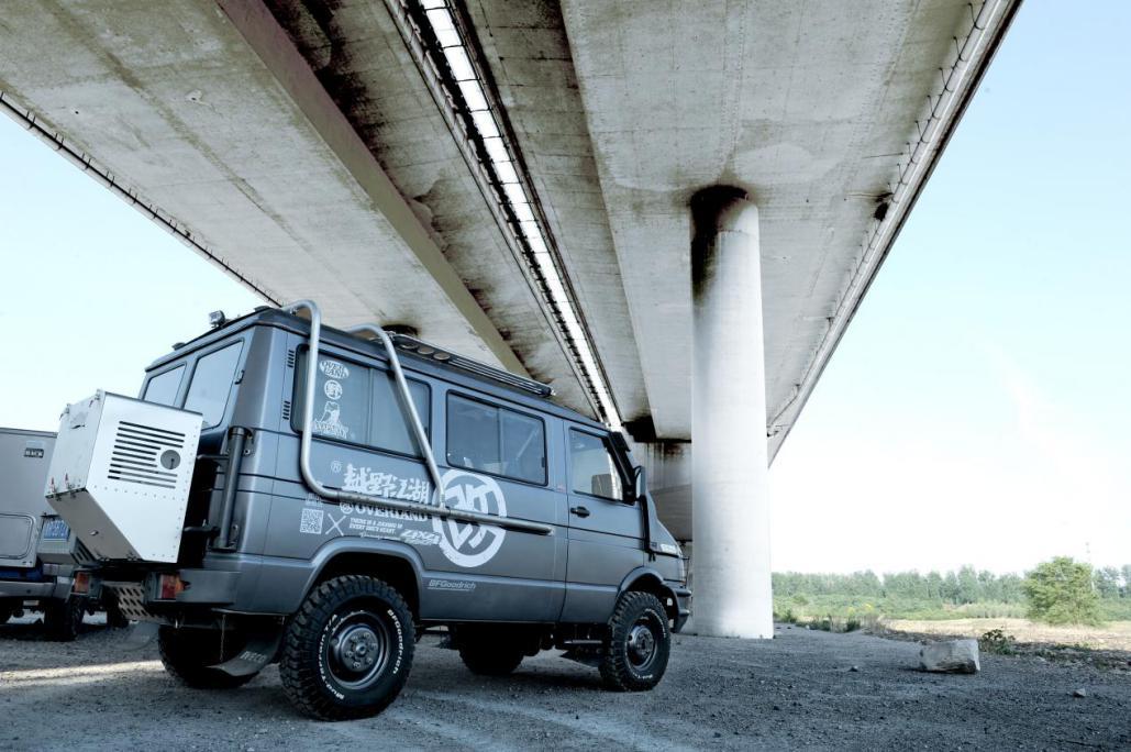 越野越强|把依维柯改装成"越野重器",我们是怎么做到的? - 知乎