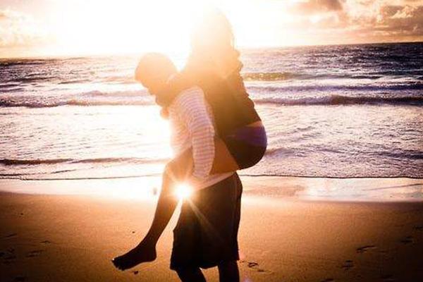 怎么样挽回男朋友 v2-300172eb0e45d049c1c1691ba8c75afc_1440w.jpg?source=172ae18b