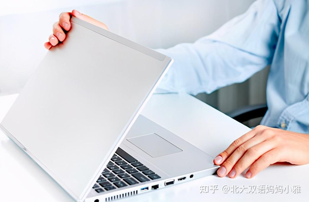 开电脑用open还是turn on？ - 知乎