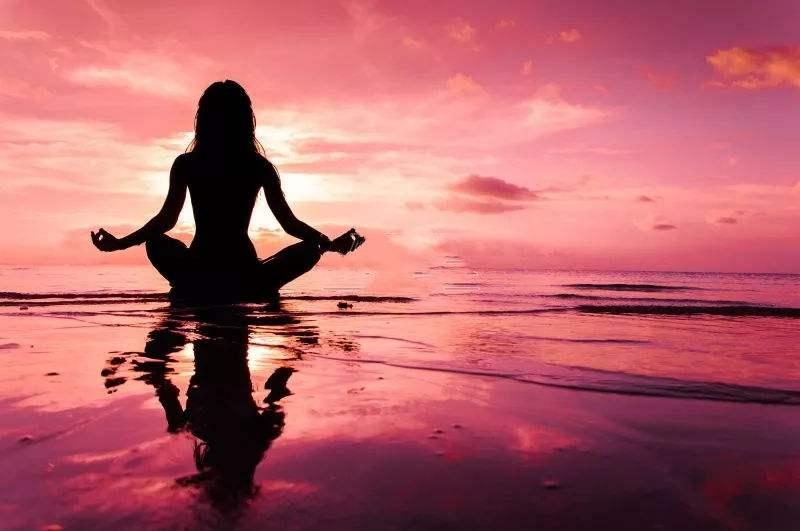 怎么学习打坐的方法 v2-300b2c9ee902791270dcb4f52a132d54_r.jpg