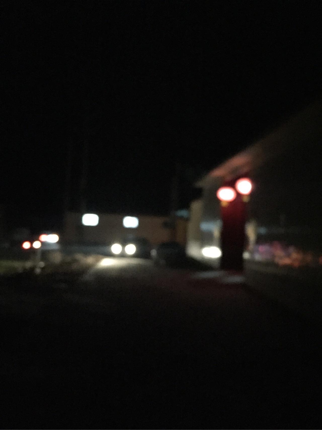 晚上的风 v2-302c00956e28580f1ab929a7403ff5ed_r.jpg