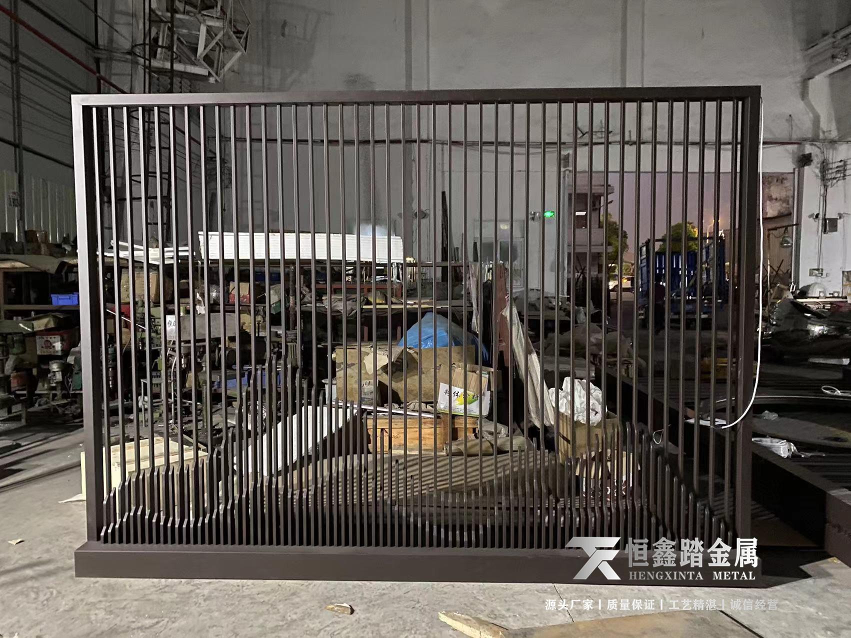 镀锌管烤漆山形屏风售楼部廊架镀锌管格栅大型发光氟碳漆景墙 - 知乎