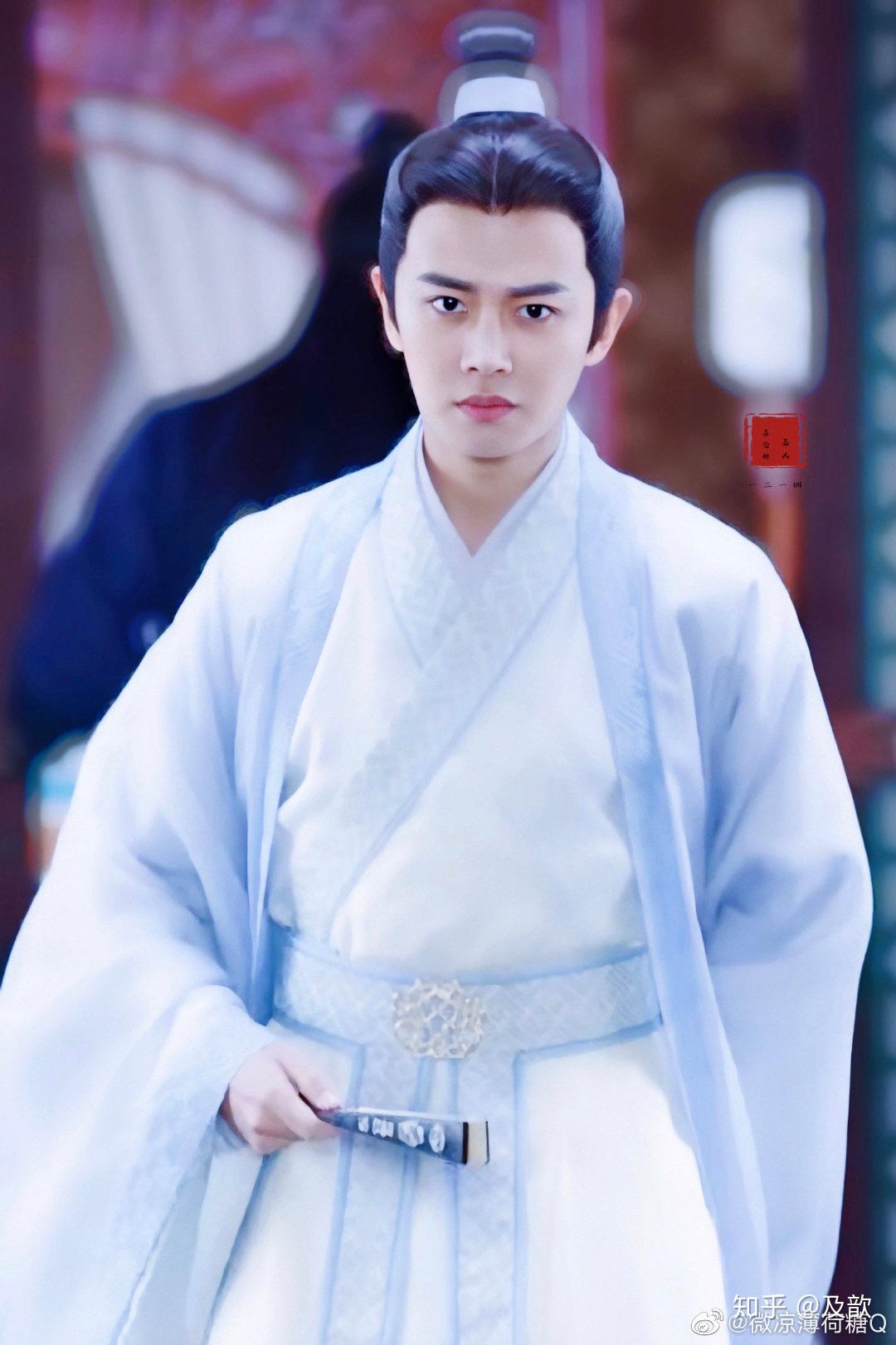 锦衣之下剧版和小说的对比