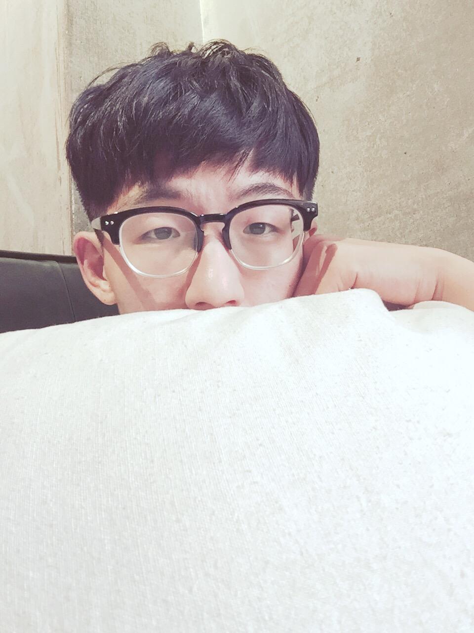 男生长得丑怎么办? - 英森的回答