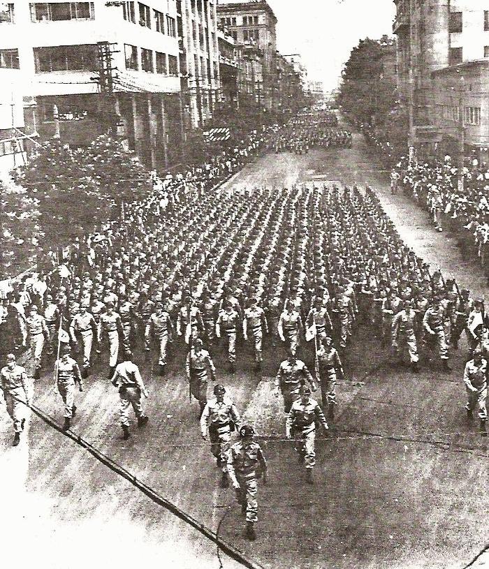 如何看待9月2日中国留学生穿中国抗日军队服