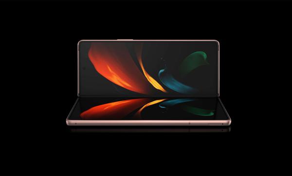 三星galaxy z fold2 5g 来了:拥有 120hz 折叠屏 更大外屏,买吗?