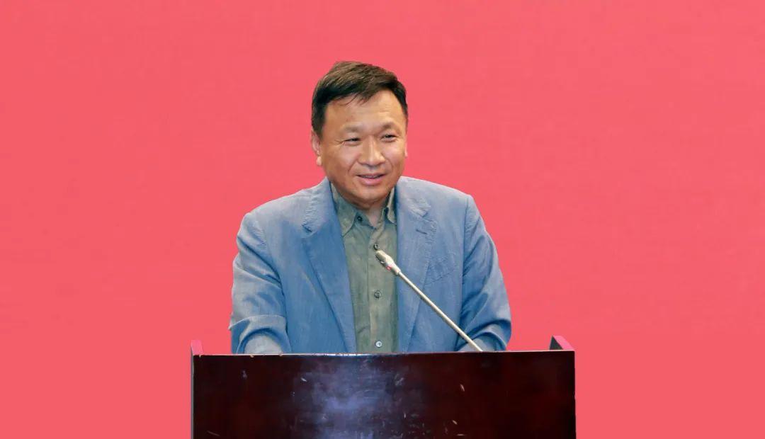 北汽集团党委书记,董事长张建勇讲话,副总经理巩月琼汇报经营情况及半