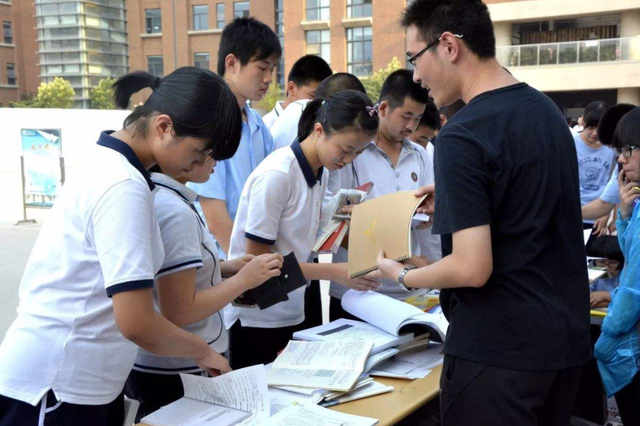 为什么有的老师能一眼认出学生的“家境”？答案很明显，不妨对照下！ - 知乎