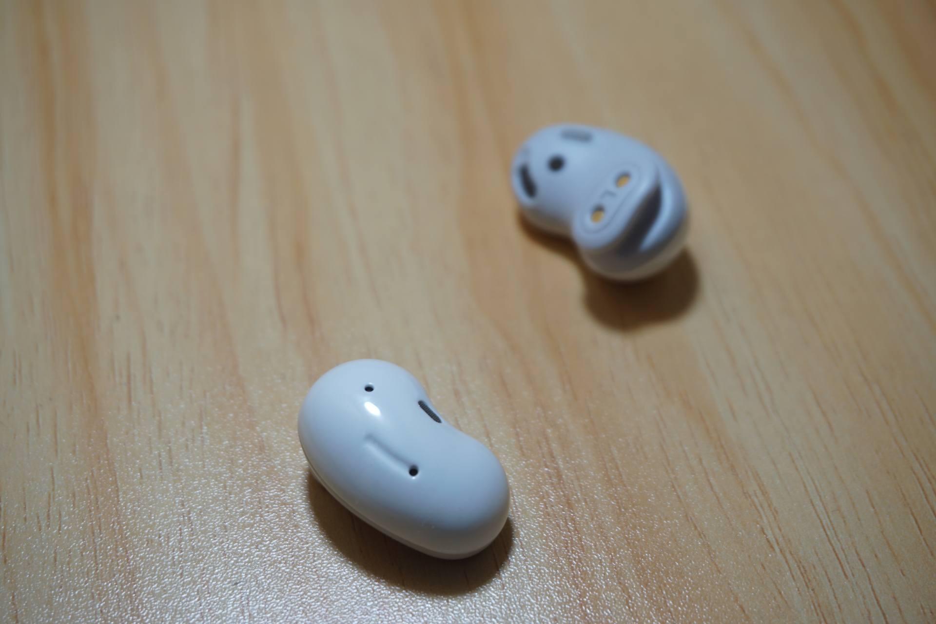 三星budslive评测没有降噪功能的它可能反而会更优秀