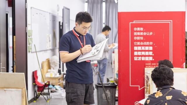 美术生不用校考也能够读的美术学院山东工艺美术学院