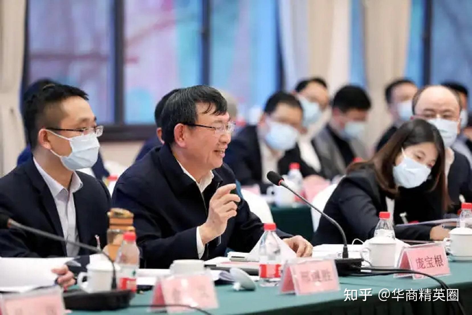 湖北“武汉大黑马”:16岁闯社会,创办民企500强,年营收超200亿 - 知乎