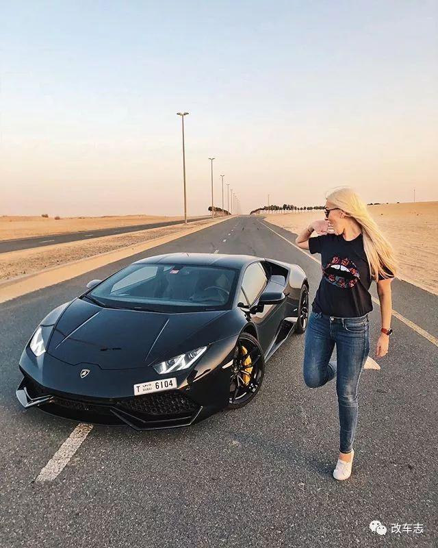 alex作为汽车界女网红第一人,其社交平台上分享的她和超跑豪车的照片