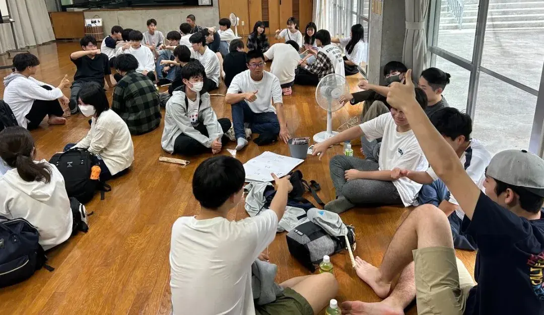 请输入图片描述