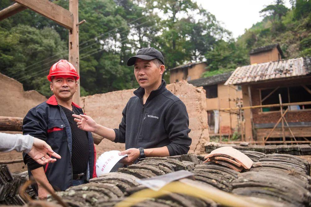 吕晓辉裸心背后的建筑师一直在和什么较劲