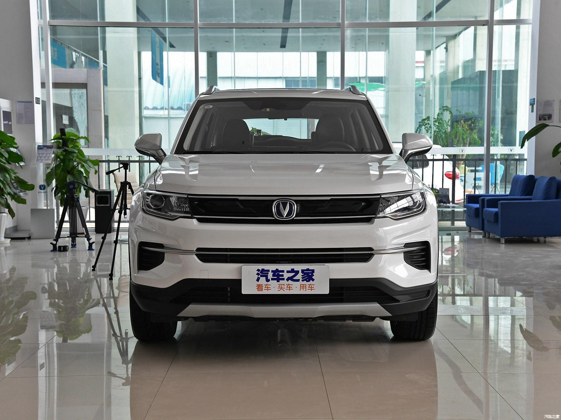 2019款长安cs35plus到店淮安地区优惠3000元性价比高