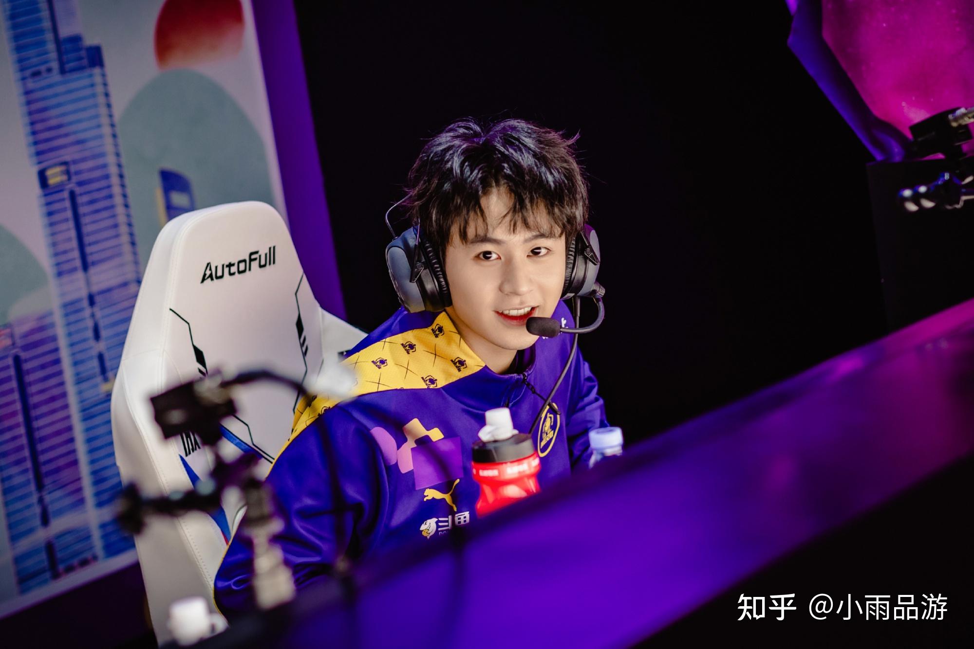 hero三连败二组垫底久哲发文称hero无敌星痕跟坦然同病相怜