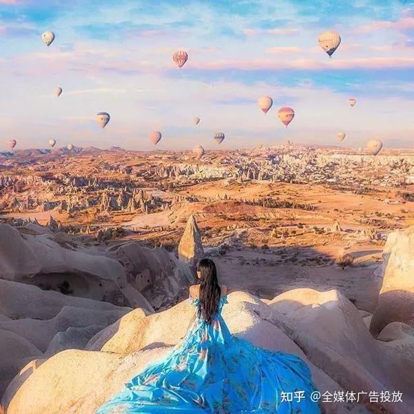 抖音最火的文案句子正能量(一些经典、高赞的抖音文案句子！值得收藏)