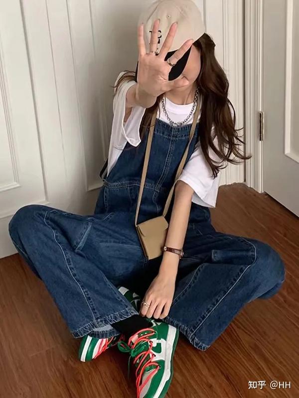 背带裤要怎么穿,我要这么穿化身元气满满活力美少女 - 知乎