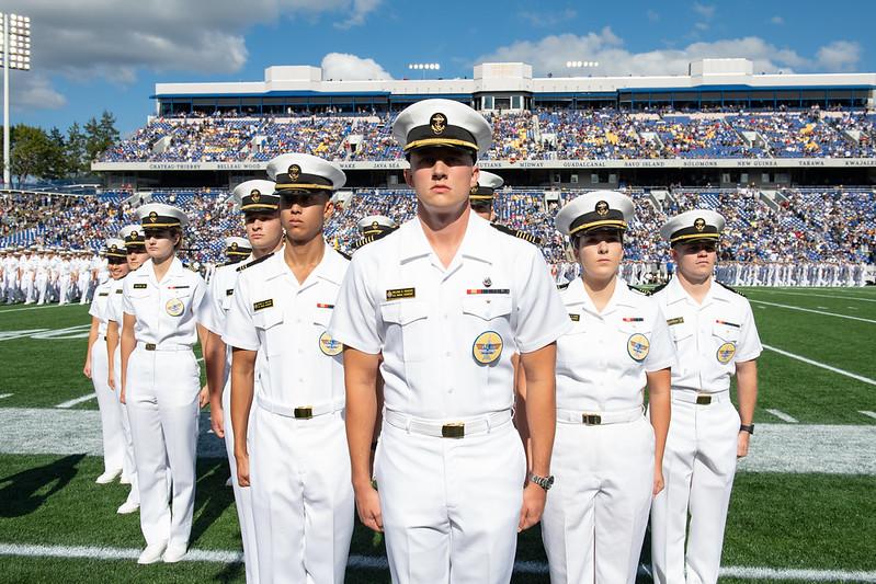 美海军中将 将研究与教育相结合以发挥海上优势 知乎