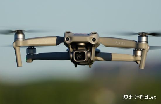 大疆消费级无人机的极限负重是多少mavic系列air系列mini系列能挂多重