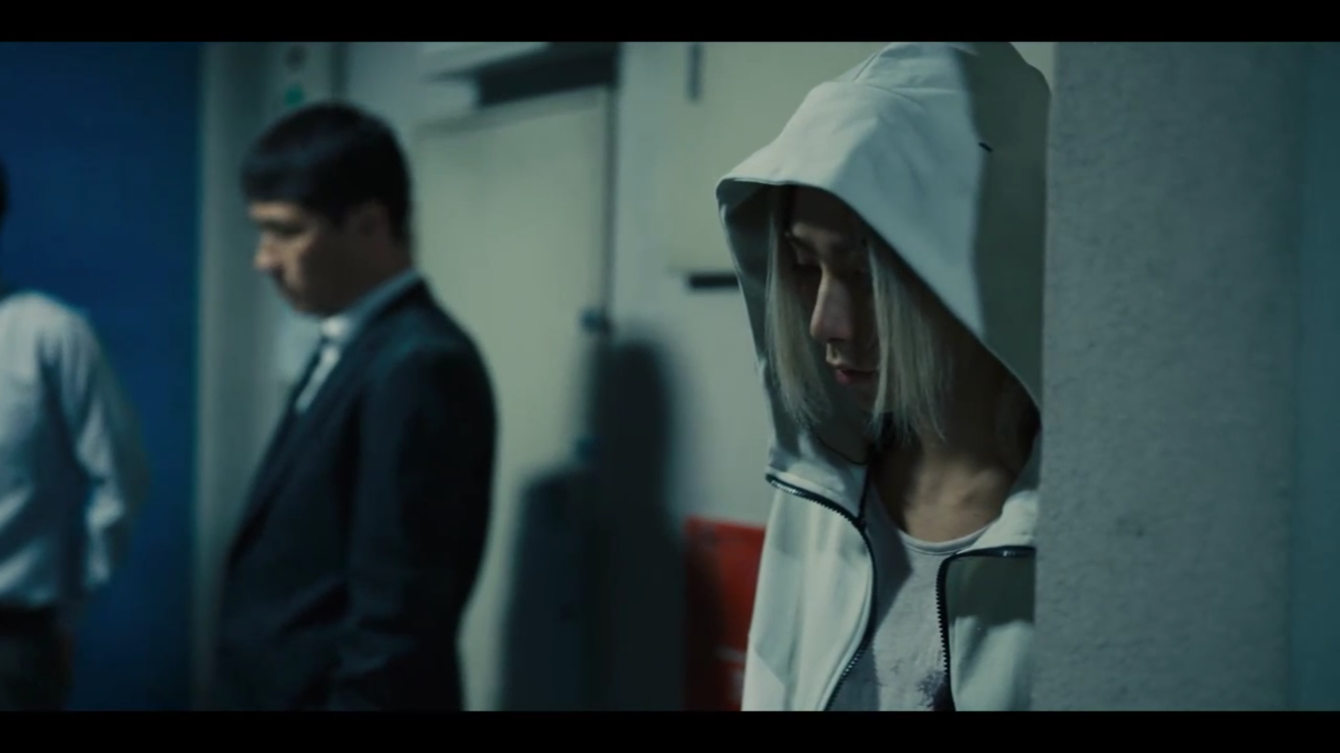 日剧netflix最新现实生存逃亡大作弥留之国的爱丽丝