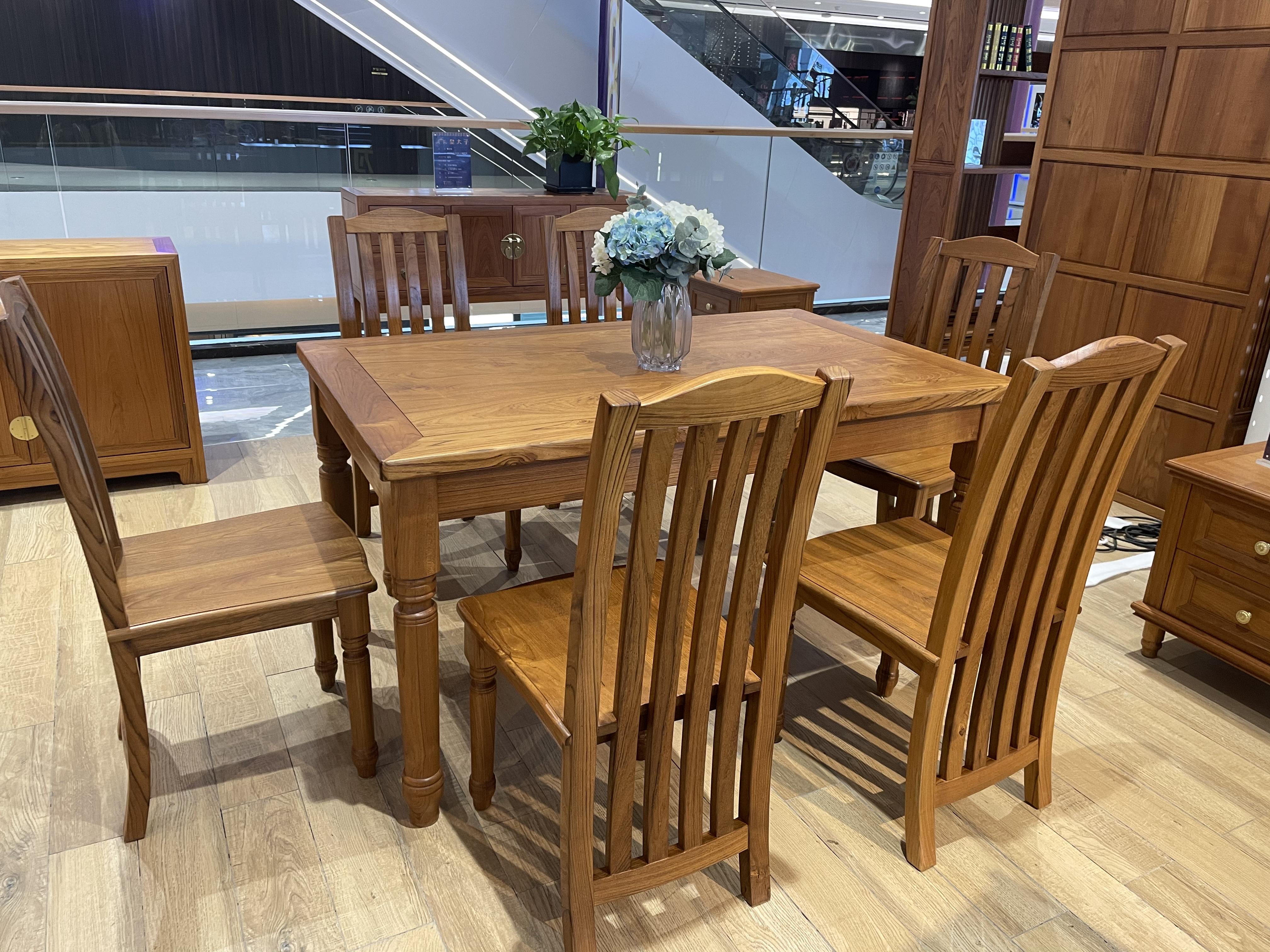 二,购买柚木餐桌需要注意什么?