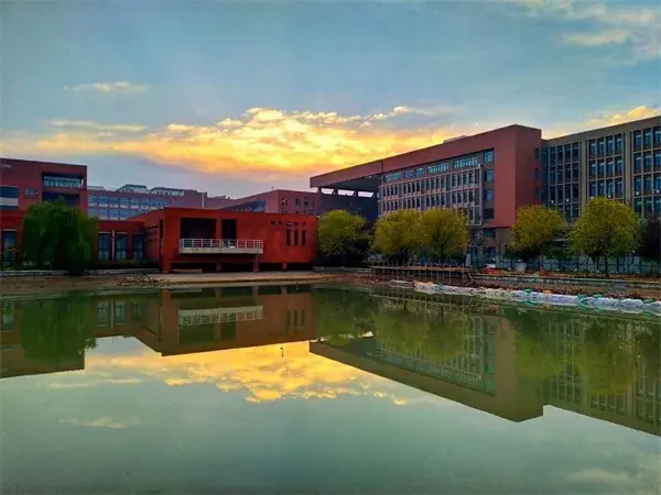咸阳西北轻工业学院图片