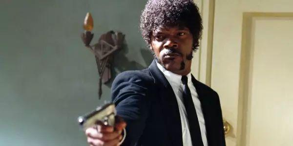 令人不禁想起《低俗小説》里愤怒的samuel jackson:第二季同样有黑帮