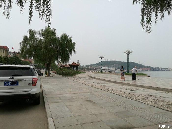 长岛鹰山大探远眺黄,渤海林海听风威海荣城成山头的东天门,前行不远就