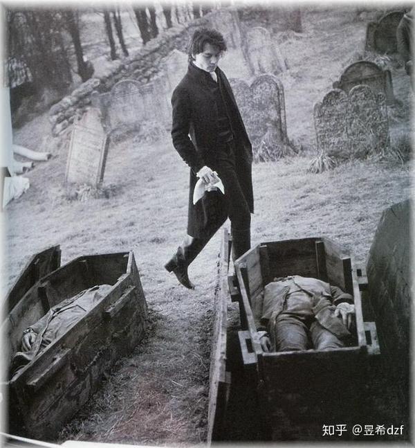 断头谷阴暗与优雅融合美好与邪恶共存的哥特式艺术之大成