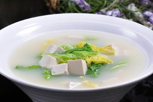 泰山三美白菜豆腐水